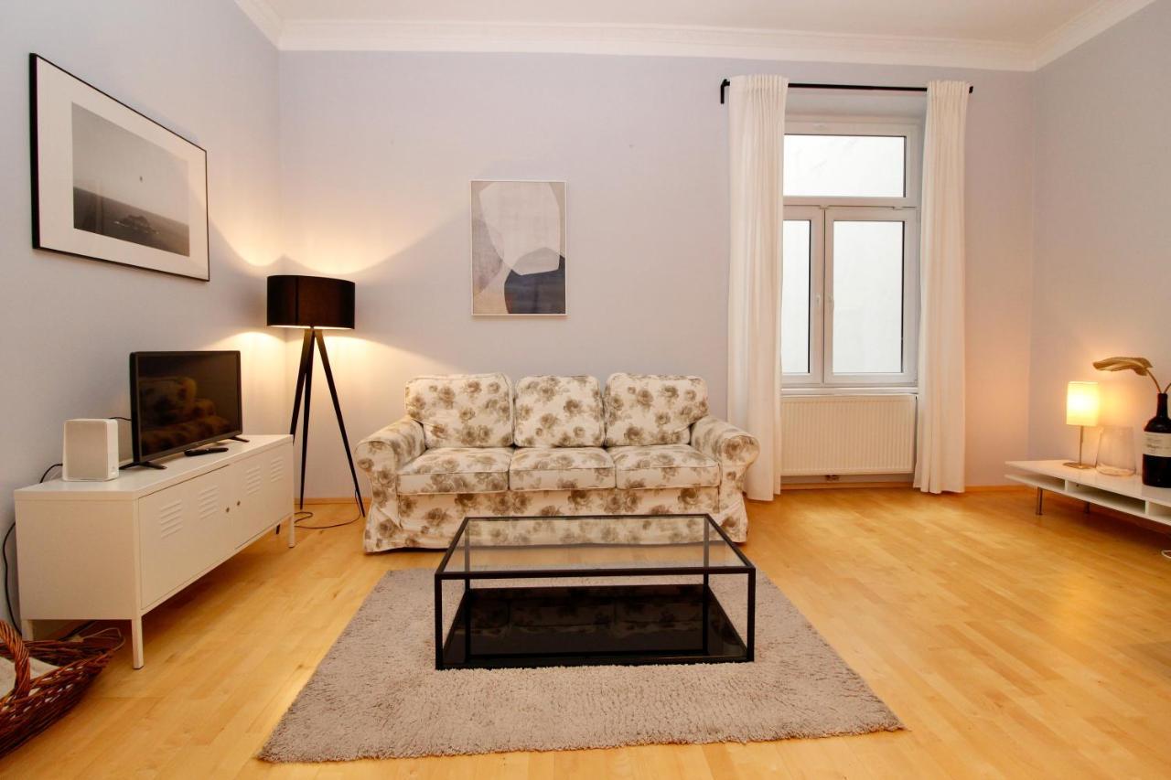 Classy Apartment In The Heart Of Wien Exteriör bild